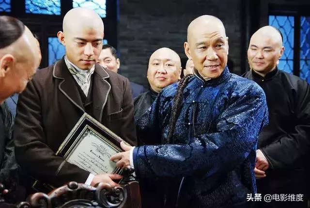 恩愛40年卻離婚了!資深影帝「50年從沒緋聞」獨寵髮妻 65歲「訴訟離婚分財產」73歲孤身一人