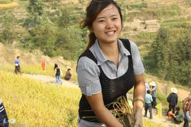 農村拆遷,三叔是村民代表,他的這種做法,讓我這個侄女心寒