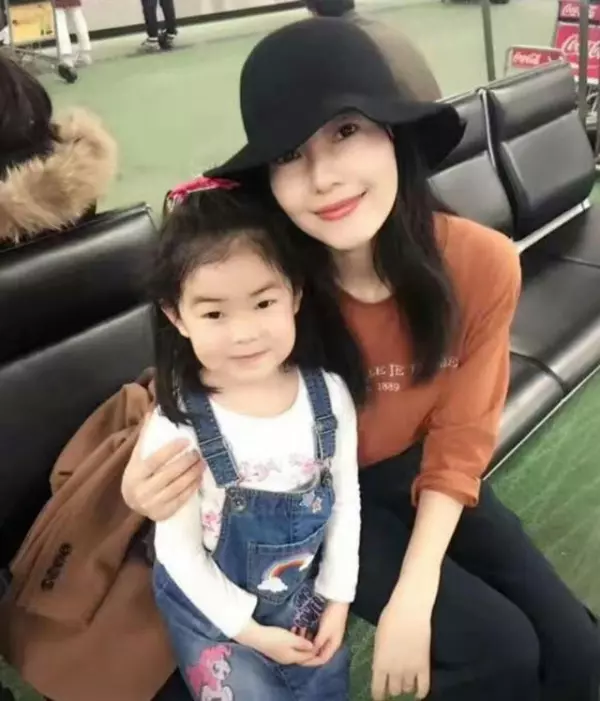 39歲的陳喬恩,39歲的高圓圓,39歲的姚晨,簡直就是天壤之別!