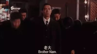 大B哥65歲吳志雄全家照!當年帶100多個黑幫小弟齊拍戲,如今女兒居然長得這麼美!不出道真浪費了!