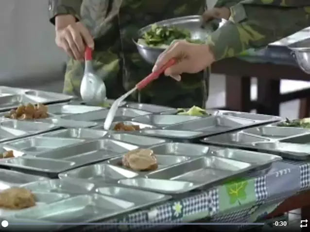 新訓最爽缺?當兵千萬別惹「打飯班」 網友爆:可以玩死你