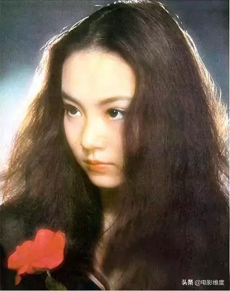 60歲的她曾遭背叛「失去孩子終身不孕」 終遇幸福丈夫卻「意外離開」如今膝下無子孤身一人!