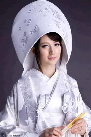 最強混血女神「淡出螢光幕11年」終於現身!零P圖照曝光「甜美神凍齡外貌」網戀愛:當年超愛她!