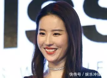 趙麗穎老了,景甜老了,劉亦菲老了,只有她30歲卻像18歲