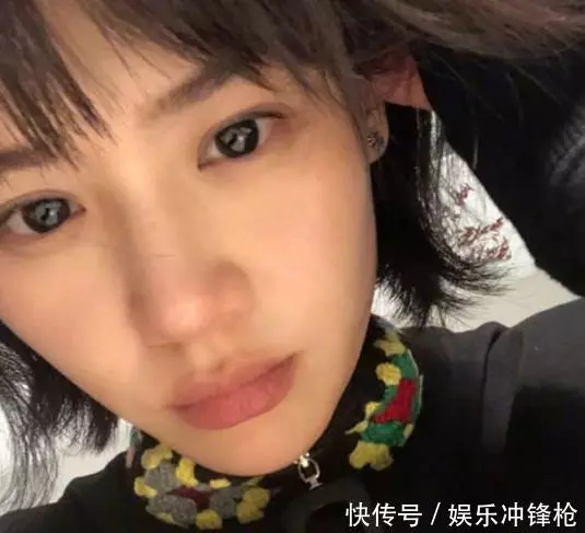 趙麗穎老了,景甜老了,劉亦菲老了,只有她30歲卻像18歲