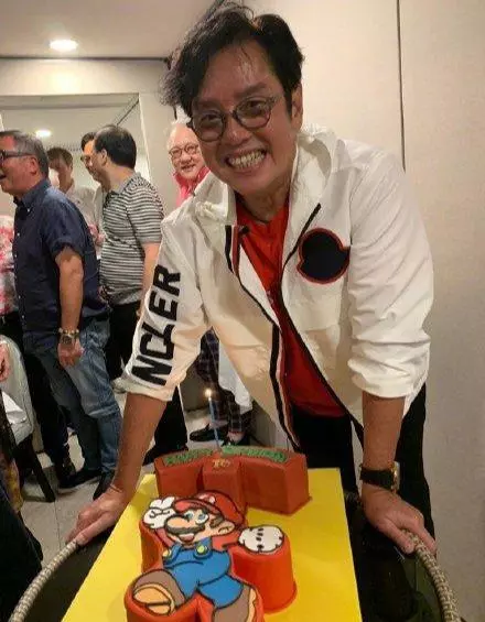 譚詠麟與圈中好友預祝69歲生日 曾志偉毫無意外的又喝醉了