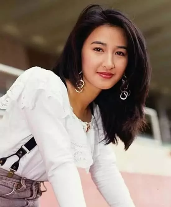 公認旺夫的女星,張家輝娶了關詠荷當影帝,劉濤幫丈夫還清巨債