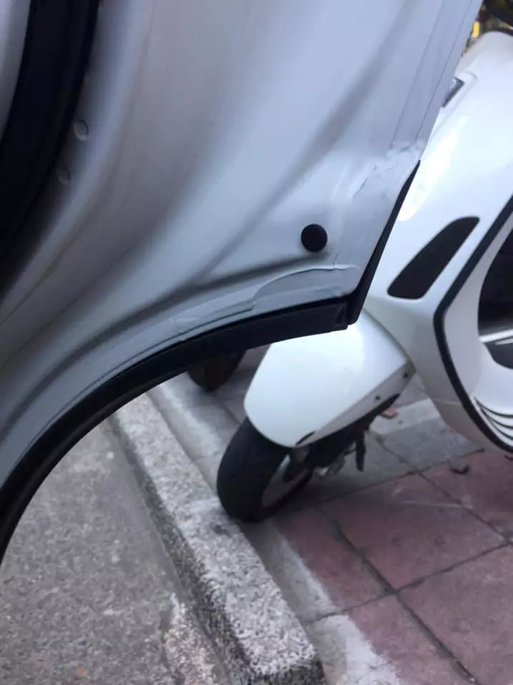 牽了台CRV新車,卻發現車門內好多瑕疵,業務表示「每台車都差不多!」這狀況到底正不正常?