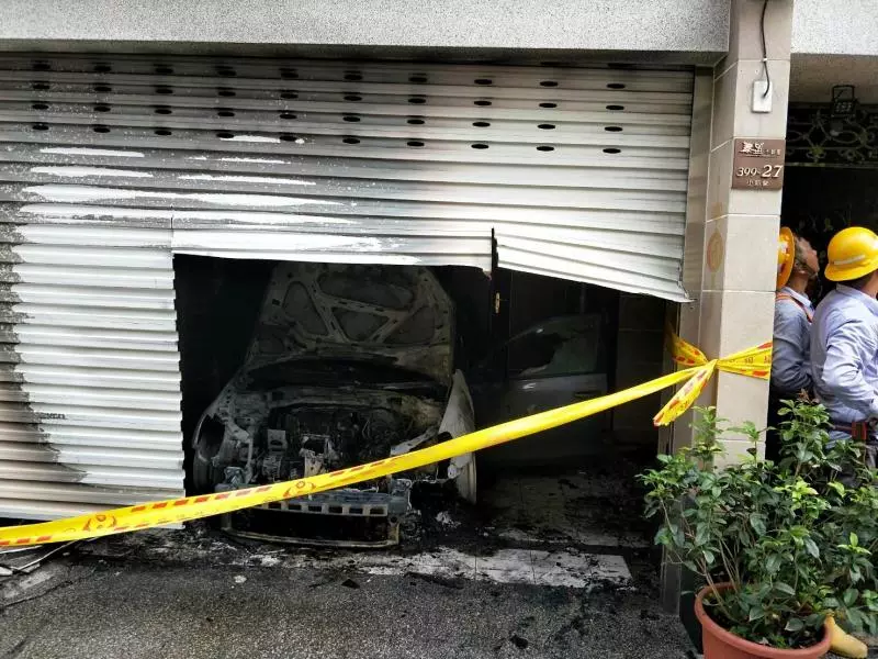牽了台CRV新車,卻發現車門內好多瑕疵,業務表示「每台車都差不多!」這狀況到底正不正常?