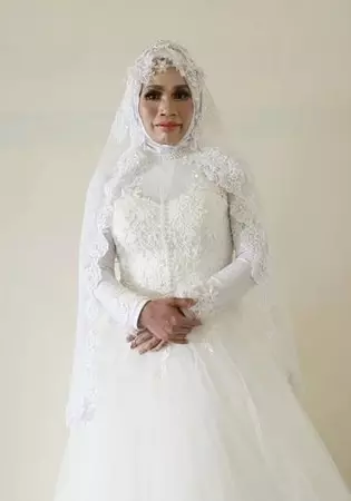 兩情相悅要結婚!他網戀2年「白皙大眼正妹」從沒見過面 來台迎娶「一見新娘本尊」超後悔:騙太大!