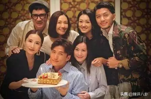 拋棄正妻放棄事業,追求賭王女兒同游歐洲,最終豪門夢碎一切成空