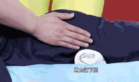 人為什麼膝蓋痛?好多人都不知道!經常練一練,膝蓋更年輕