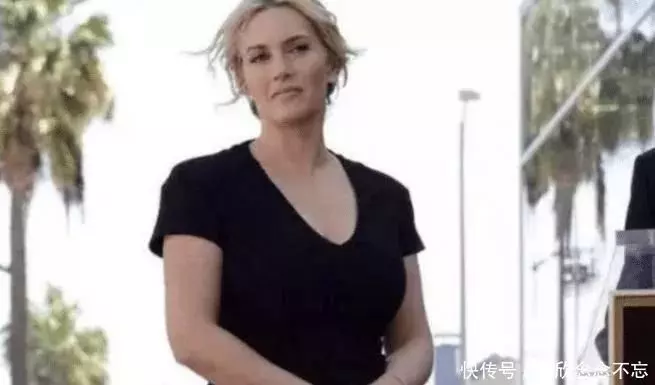 《鐵達尼號》44歲女主近照被扒,堪稱「毀容式」長大,你還認得出嗎?