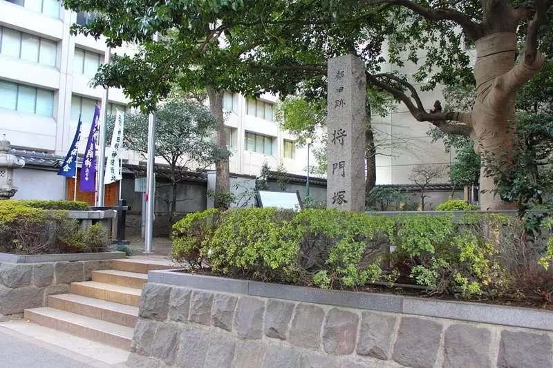 東京市區竟暗藏古老結界!日本超強怨靈平將門遺骨連成「七星陣」,連麥克阿瑟都不敢動祂…