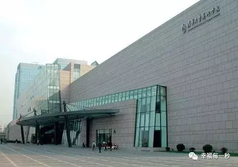 「清華大學生」欠債2個億,只能輟學去養魚,結果一條魚賣2億300!