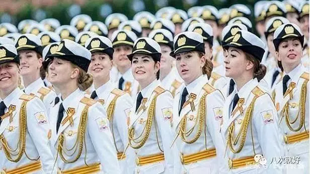 俄羅斯女兵那麼漂亮,為何如此愁嫁?這3個原因國人也不敢娶 !