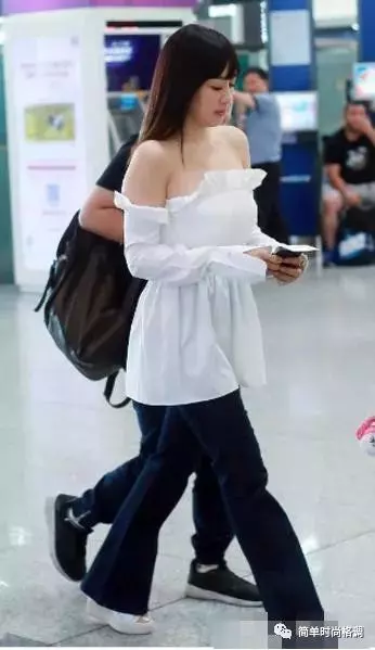 厲害了鍾麗緹!48歲穿成了18,網友:難怪張倫碩拜倒在你石榴裙下!
