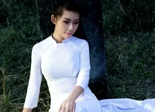 到越南旅遊,有漂亮的越南女子問「要不要生菜」,是什麼意思呢 ?