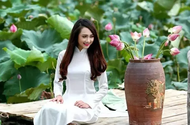 到越南旅遊,有漂亮的越南女子問「要不要生菜」,是什麼意思呢 ?