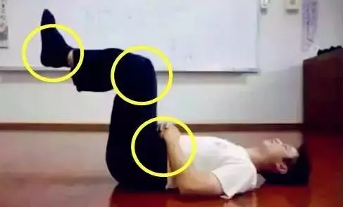 睡前抬抬腳,全身百病消,每天15分鐘,抬走三高,抬出健康,安心睡到大天亮