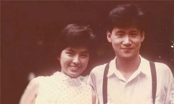 嚴重潔癖的妻子前後開除了70位菲傭,為何歌神還能忍得住?張學友坦承曾萌生離婚念頭!