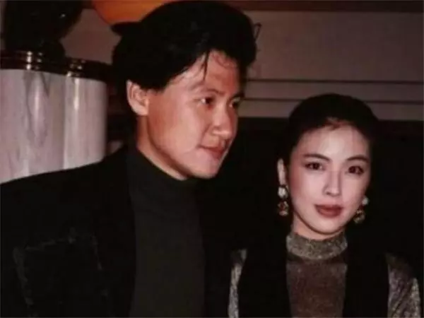嚴重潔癖的妻子前後開除了70位菲傭,為何歌神還能忍得住?張學友坦承曾萌生離婚念頭!