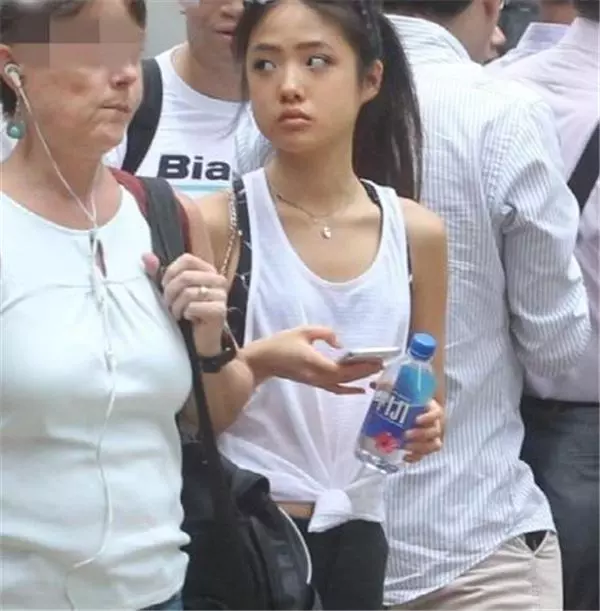 嚴重潔癖的妻子前後開除了70位菲傭,為何歌神還能忍得住?張學友坦承曾萌生離婚念頭!