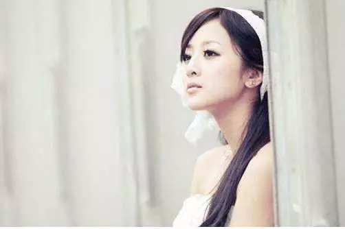 婚禮當天小姑子說,你自己的兒子你自己養,聽完我懵住了