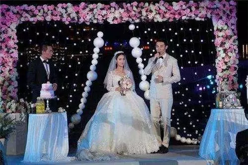 婚禮當天小姑子說,你自己的兒子你自己養,聽完我懵住了