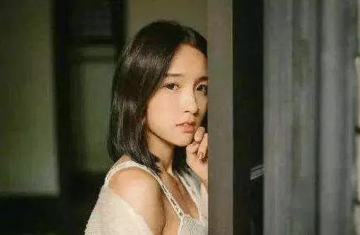 婚禮當天小姑子說,你自己的兒子你自己養,聽完我懵住了