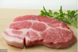 高血脂的「禍根」找到了,醫生警示:3種食物再吃,血管會堵塞 !