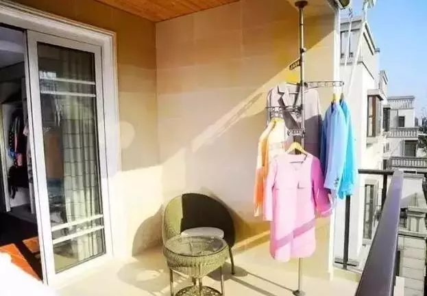 陽台只用來曬衣服太浪費啦!學會這幾個方法,充分利用空間!