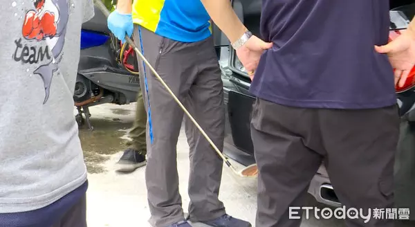 快訊/吳小哲遭虐打!主嫌車上發現「高爾夫球桿」妻被帶回警局 | ETtoday社會 | ETtoday新聞雲