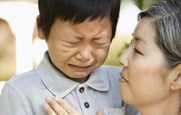 丈母娘要三十萬彩禮,看清陪嫁是一張紙,我熱淚盈眶跪謝她!