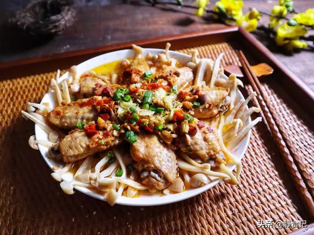這菜太香了,簡單蒸一蒸,沒油煙,又鮮又解饞,大人小孩都愛吃