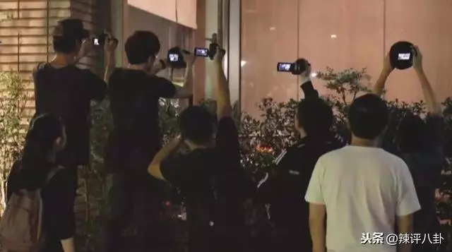 曾經風光綠茶婊凈身出戶,富二代老公拒付贍養費,豪門夢碎一場空!