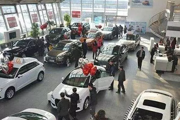 為什麼「窮人買新車,富人卻選擇買二手車?」明白這個道理,你也能成為富人!