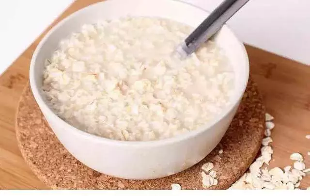 晚上睡覺時有4種「表現」,可能是血管堵塞的前兆,最好去檢查下 !