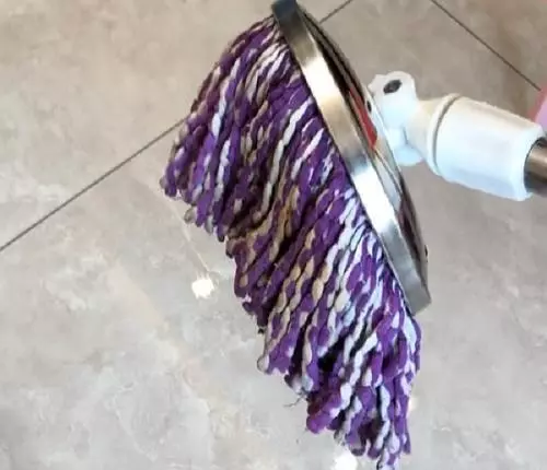 拖把又黑又髒很難清洗?用這個小妙招,瞬間把拖把洗的乾乾凈凈!