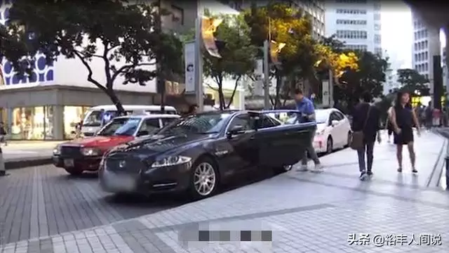 74歲「傳奇警司」陳欣健現身,曾背妻擁27位紅顏,但卻是盡責丈夫!