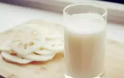 俗話說「秋藕最補人」,生吃熟吃都有好處,搭配螃蟹還能預防腹瀉