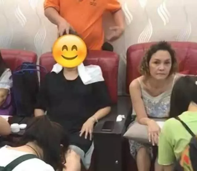 張柏芝經濟上不幫助家人?母親開2年出租車,修甲只去平價修甲店