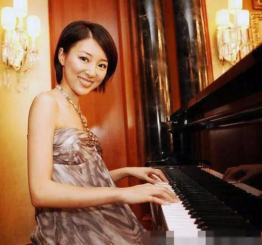 馬賽「曾為錢當小三」被電視台冷凍人生陷低谷 今嫁圈外人「沒求婚沒婚戒」收穫真正幸福