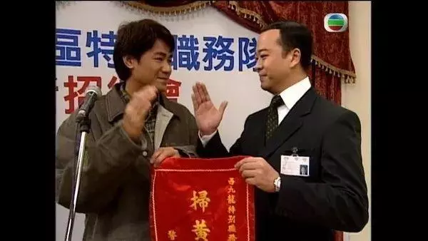 出身《古惑仔》曾因賭博輸光身家,61歲前TVB藝人靠冷門生意翻身,算是演員轉型商人比較成功的例子!