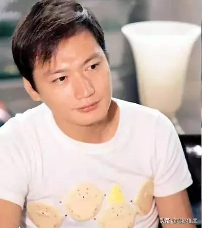56歲陶大宇,七年之癢出軌郭羨妮,網友:自作自受怪自己