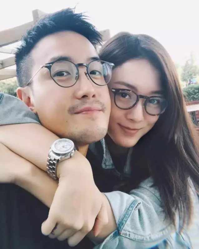 曾志偉兩個兒子的顏值一個比一個低,兒媳卻一個比一個漂亮
