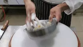拔絲香蕉家常做法,酥脆香甜口感好,一次就能成功