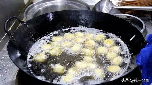 拔絲香蕉家常做法,酥脆香甜口感好,一次就能成功