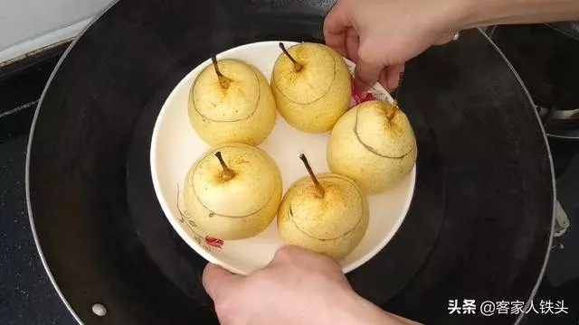 秋季乾燥潤肺止咳還養顏,做法簡單
