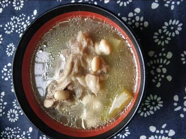 一把黃豆,半個苦瓜,教你煲一鍋下火湯